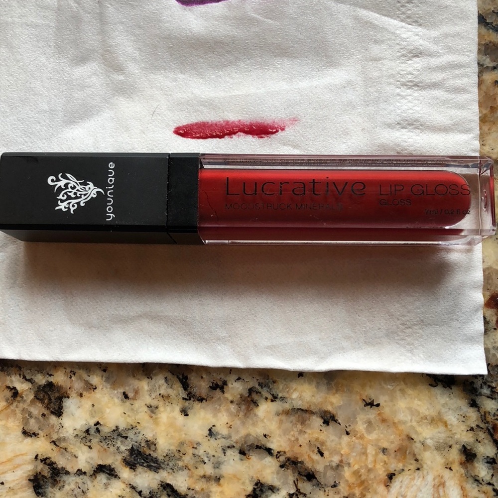 Younique lip gloss